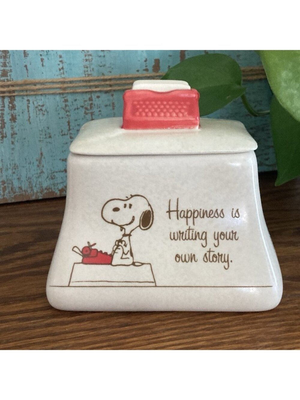 Hallmark Peanuts Snoopy Ceramic Trinket Box Typewriter Happiness Is Writing
